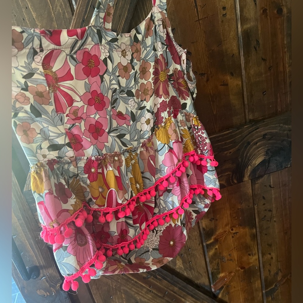 Floral Ruffle Beach Bag with Pink Accents